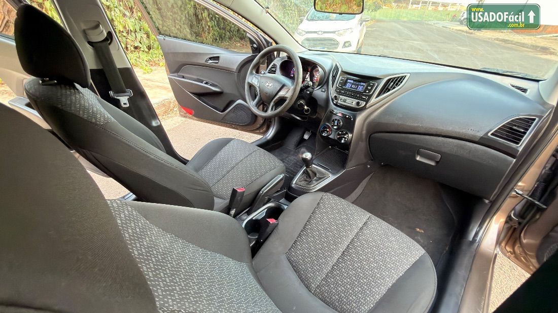 Hyundai HB20 Hatch Comfort 1.0 Flex 2017/2017 — foto 15 de 16