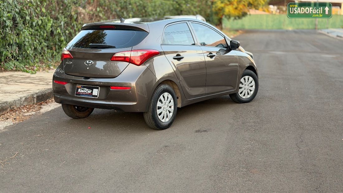 Hyundai HB20 Hatch Comfort 1.0 Flex 2017/2017 — foto 8 de 16