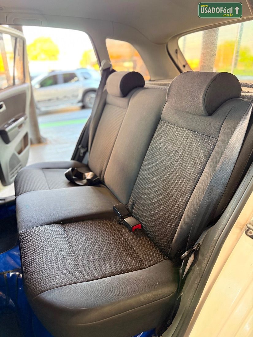 Volkswagen SpaceFox Comfortline 1.6 Mi Total Flex 2017/2018 — foto 8 de 12