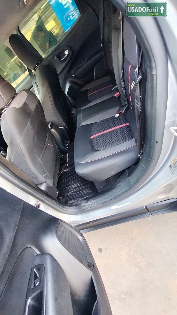 Fiat Toro Freedom 2.0 4x4 Turbo Automático Diesel 2021/2021 — foto 8 de 13