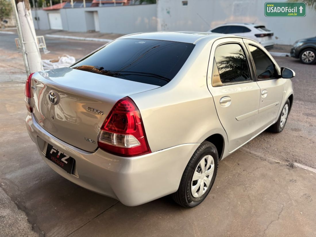 Toyota Etios Sedan XS 1.5 Mecânico Flex 2014/2014 — foto 4 de 11