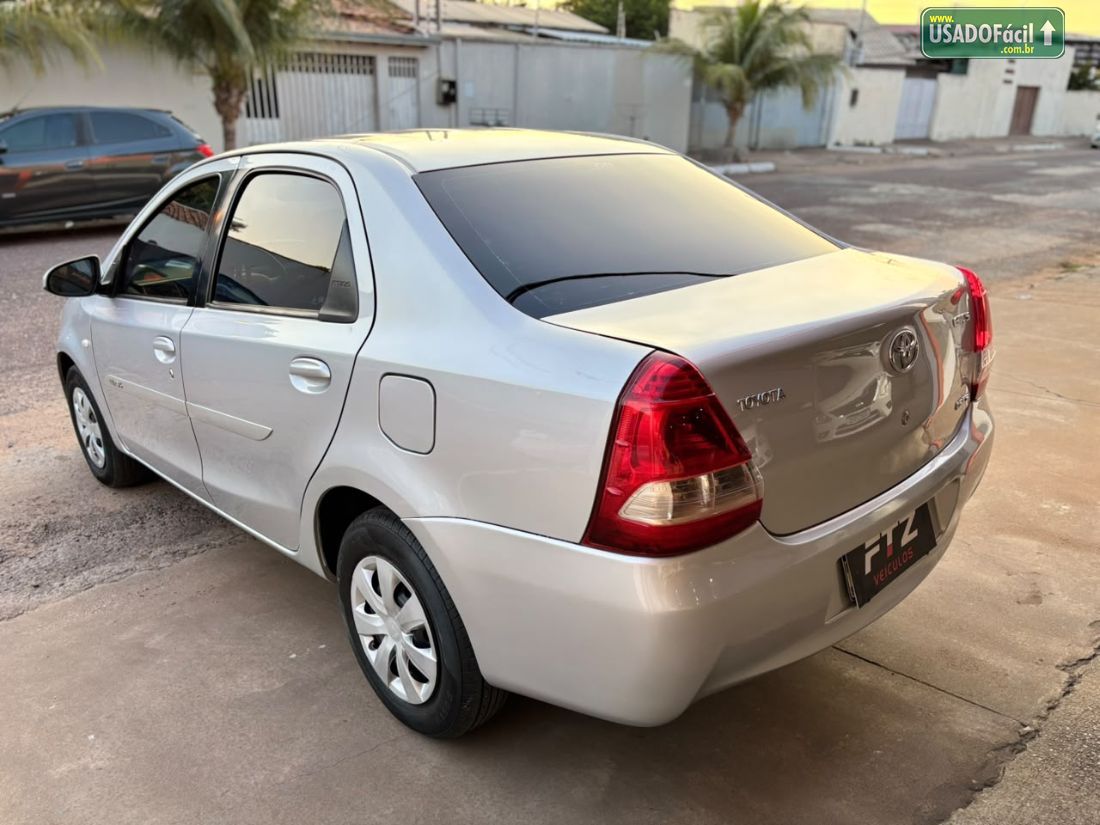 Toyota Etios Sedan XS 1.5 Mecânico Flex 2014/2014 — foto 5 de 11