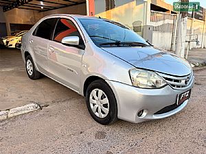 Toyota Etios Sedan XS 1.5 Mecânico Flex