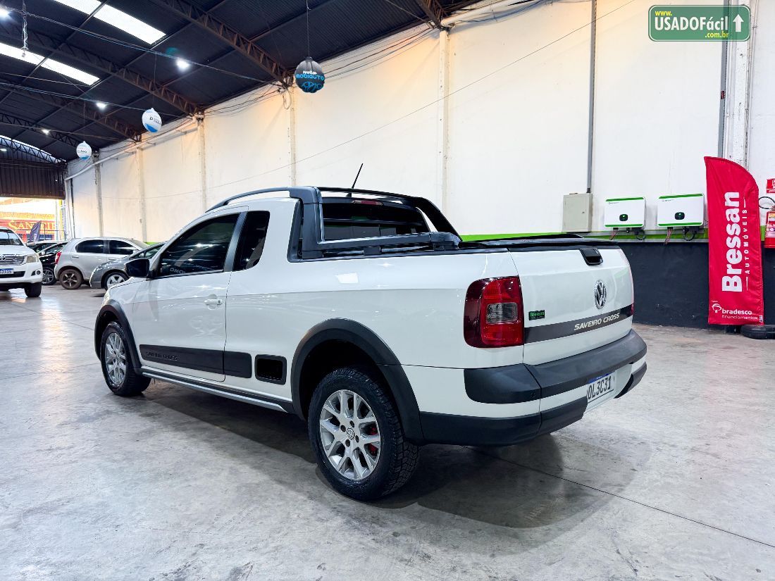 Volkswagen Saveiro Cross CE 1.6 Total Flex 2014/2015 — foto 5 de 8
