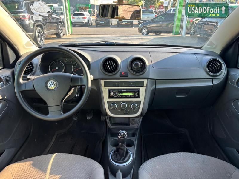 Volkswagen Voyage 1.0 Total Flex 2011/2011 — foto 14 de 17
