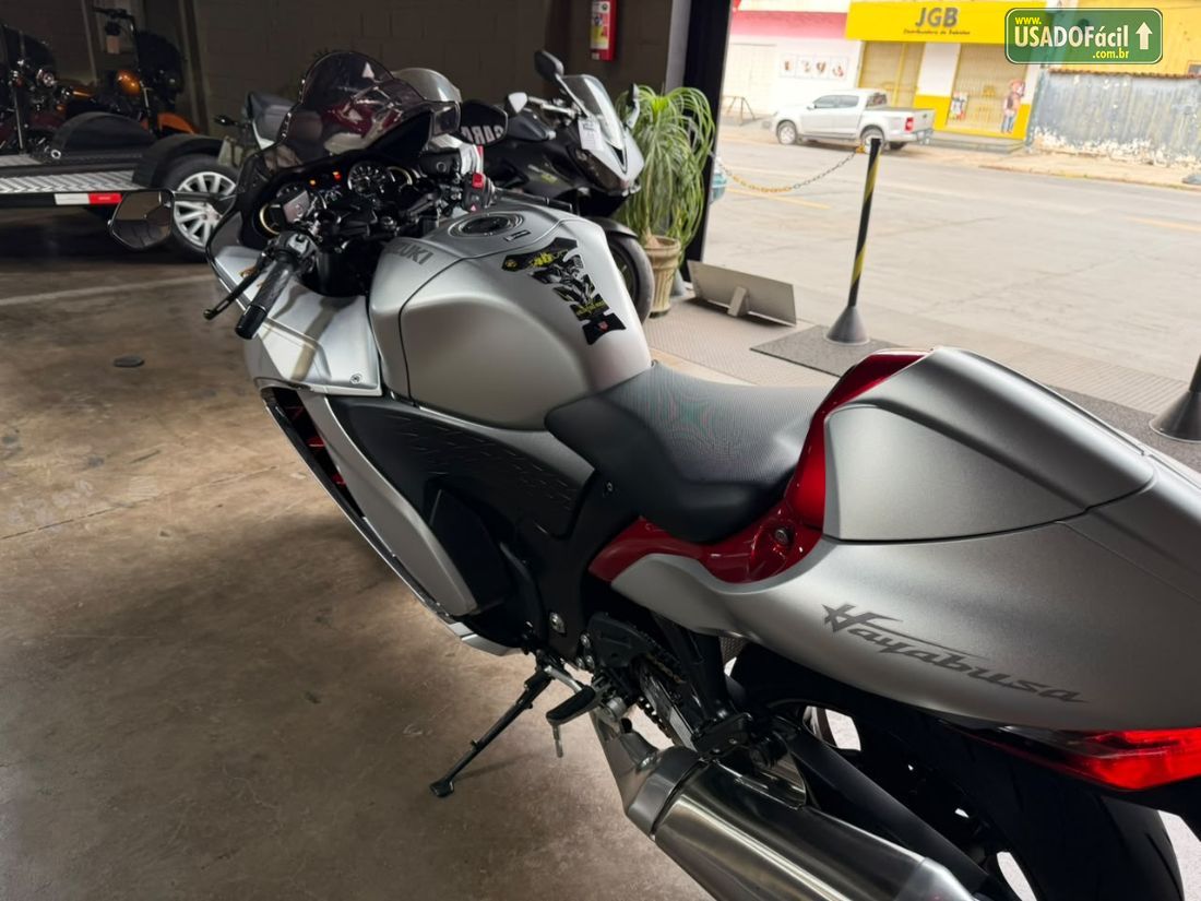 Suzuki GSX 1300-R Hayabusa 2022/2023 — foto 7 de 13