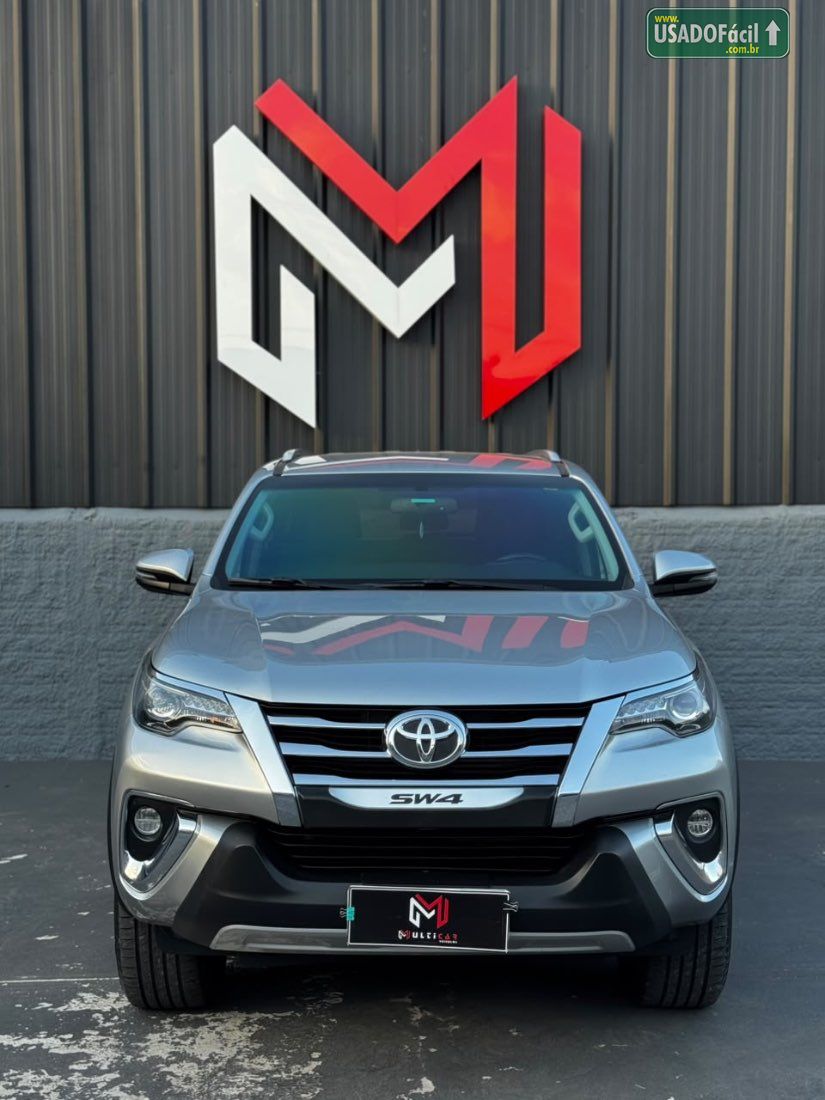 Toyota Hilux SW4 SRX 2.8 4x4 TDI Automático Diesel 2018/2019 — foto 5 de 24