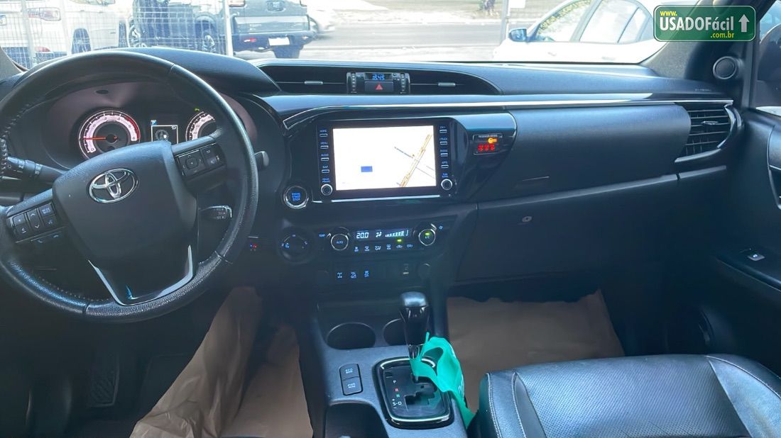 Toyota Hilux SRX CD 2.8 4x4 TDI Automático Diesel 2019/2020 — foto 6 de 9