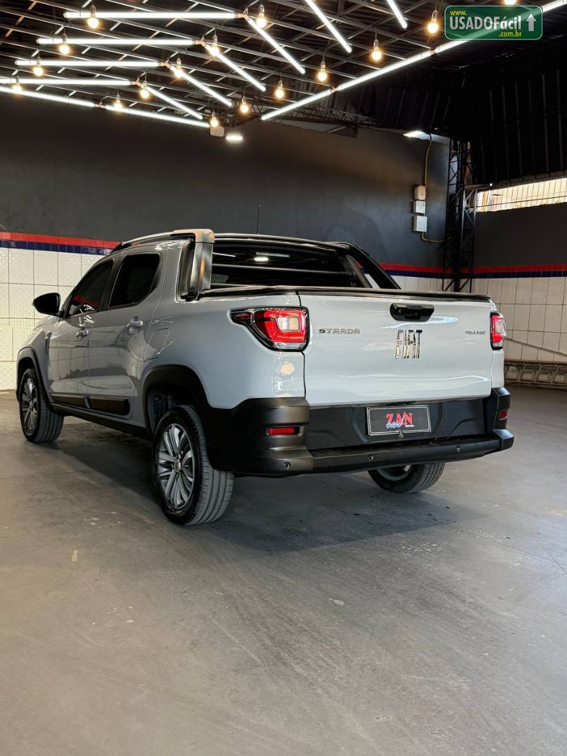 Fiat Strada Volcano CD 1.3 Mecânico Flex 2022/2023 — foto 11 de 13