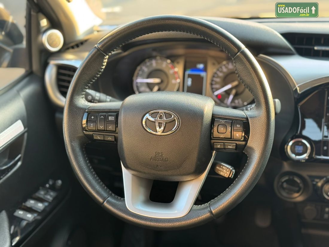Toyota Hilux SRX Plus CD 2.8 4x4 TDI Automático Diesel 2024/2024 — foto 14 de 15