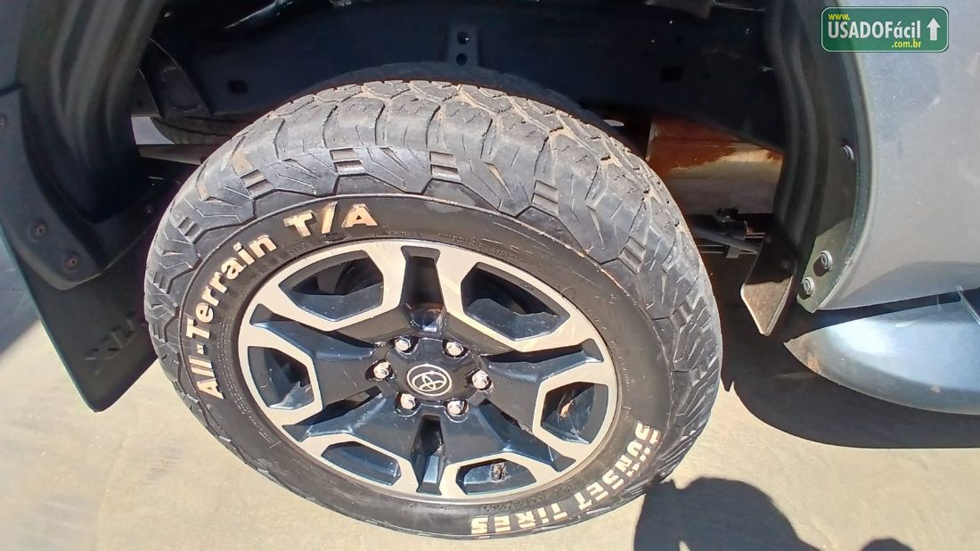 Toyota Hilux SRV CD 2.8 4x4 TDI Automático Diesel 2023/2023 — foto 17 de 21
