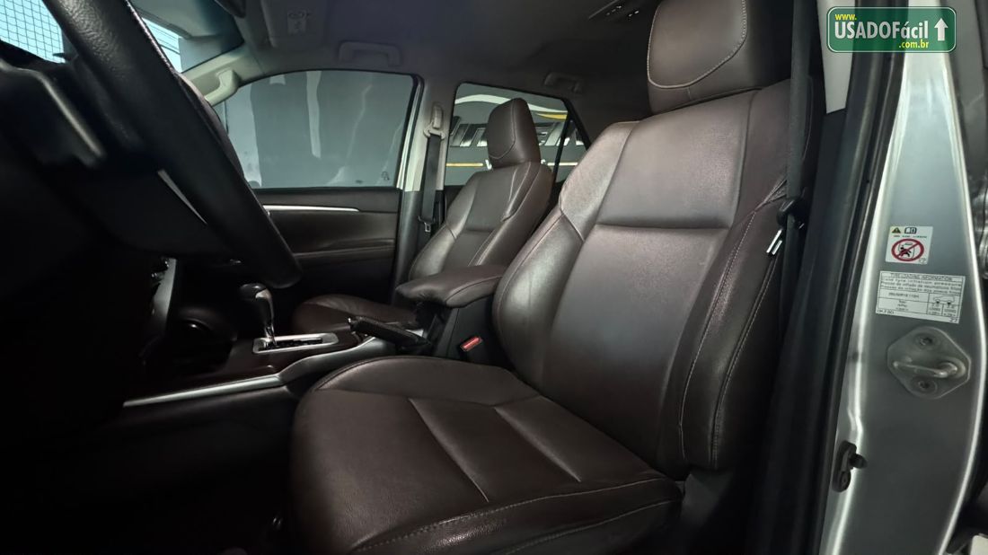 Toyota Hilux SW4 SRX 2.8 4x4 TDI Automático Diesel 2018/2018 — foto 12 de 14