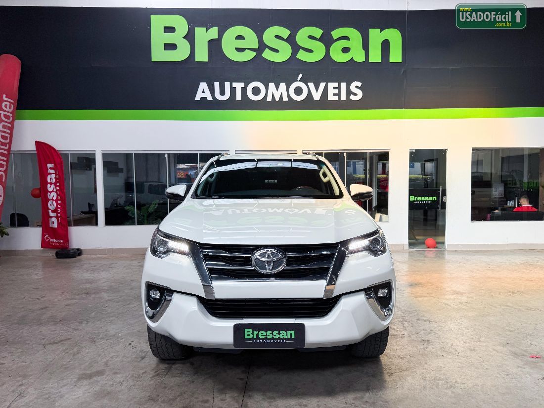 Toyota Hilux SW4 SRX 2.8 4x4 TDI Automático Diesel 2020/2020 — foto 3 de 8