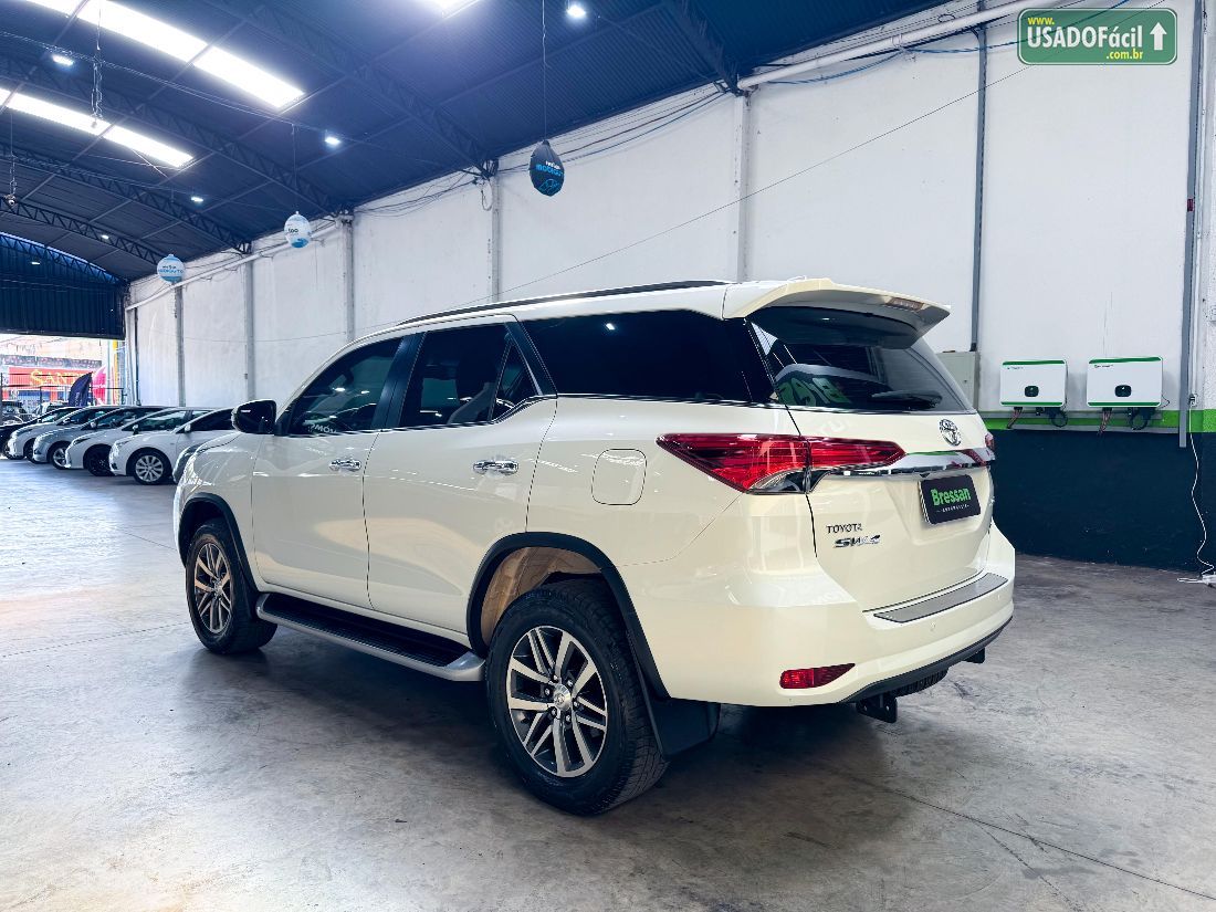 Toyota Hilux SW4 SRX 2.8 4x4 TDI Automático Diesel 2020/2020 — foto 5 de 8