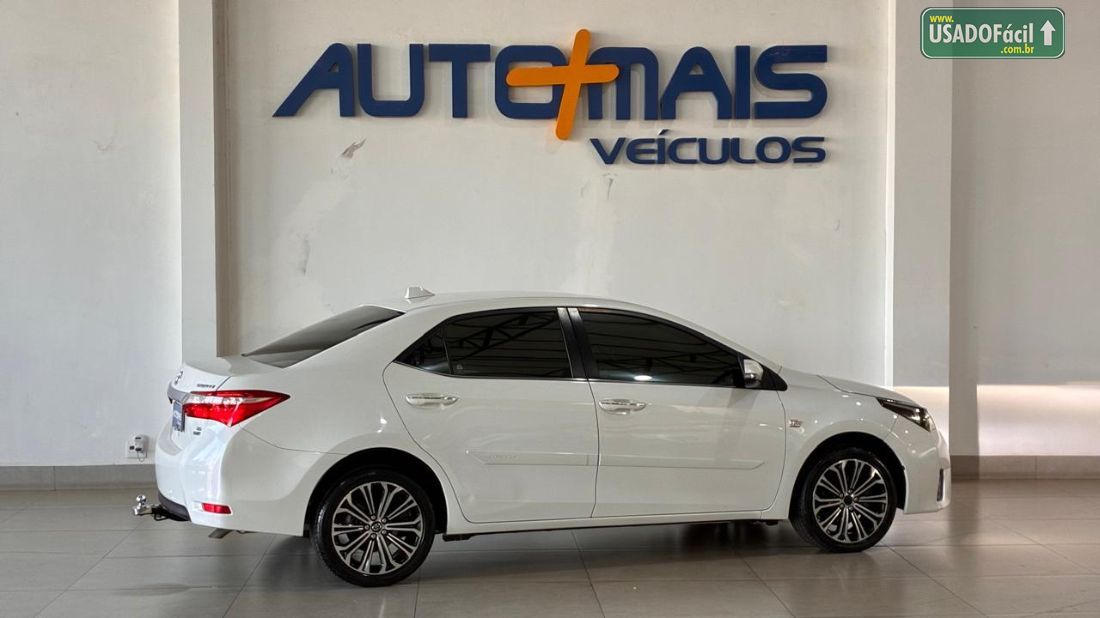 Toyota Corolla Altis 2.0 Automático Flex 2014/2015 — foto 14 de 15