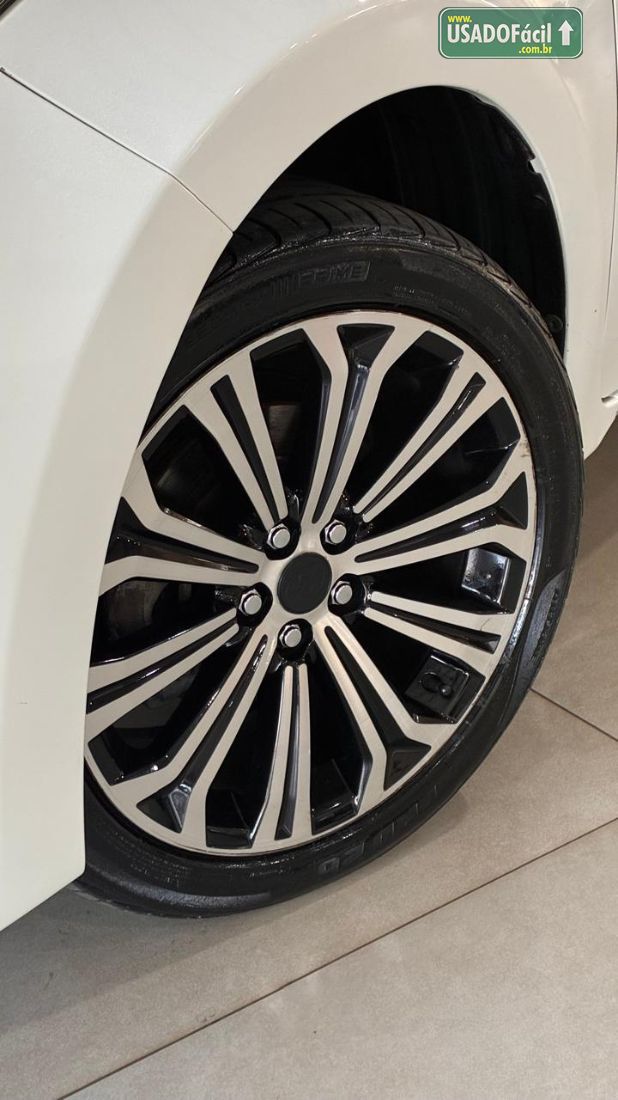 Toyota Corolla Altis 2.0 Automático Flex 2014/2015 — foto 3 de 15