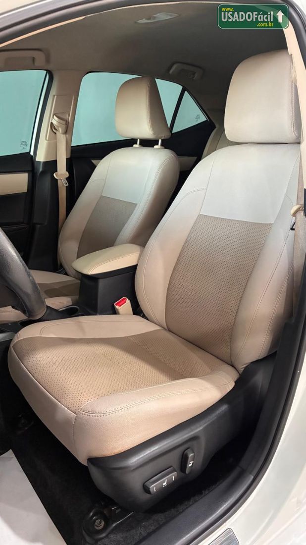 Toyota Corolla Altis 2.0 Automático Flex 2014/2015 — foto 8 de 15