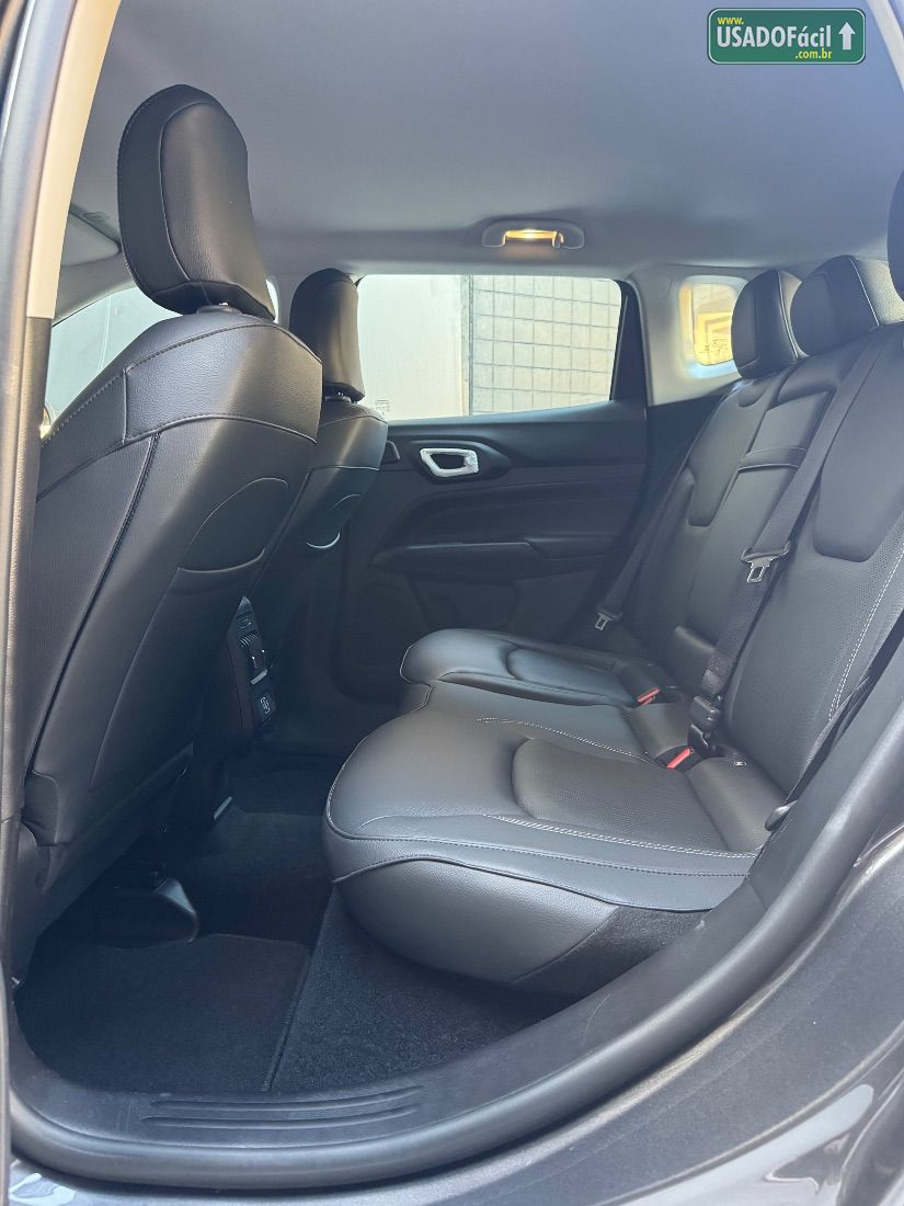 Jeep Compass Longitude T270 1.3 Turbo 4x2 Automático Flex 2025/2025 — foto 8 de 13