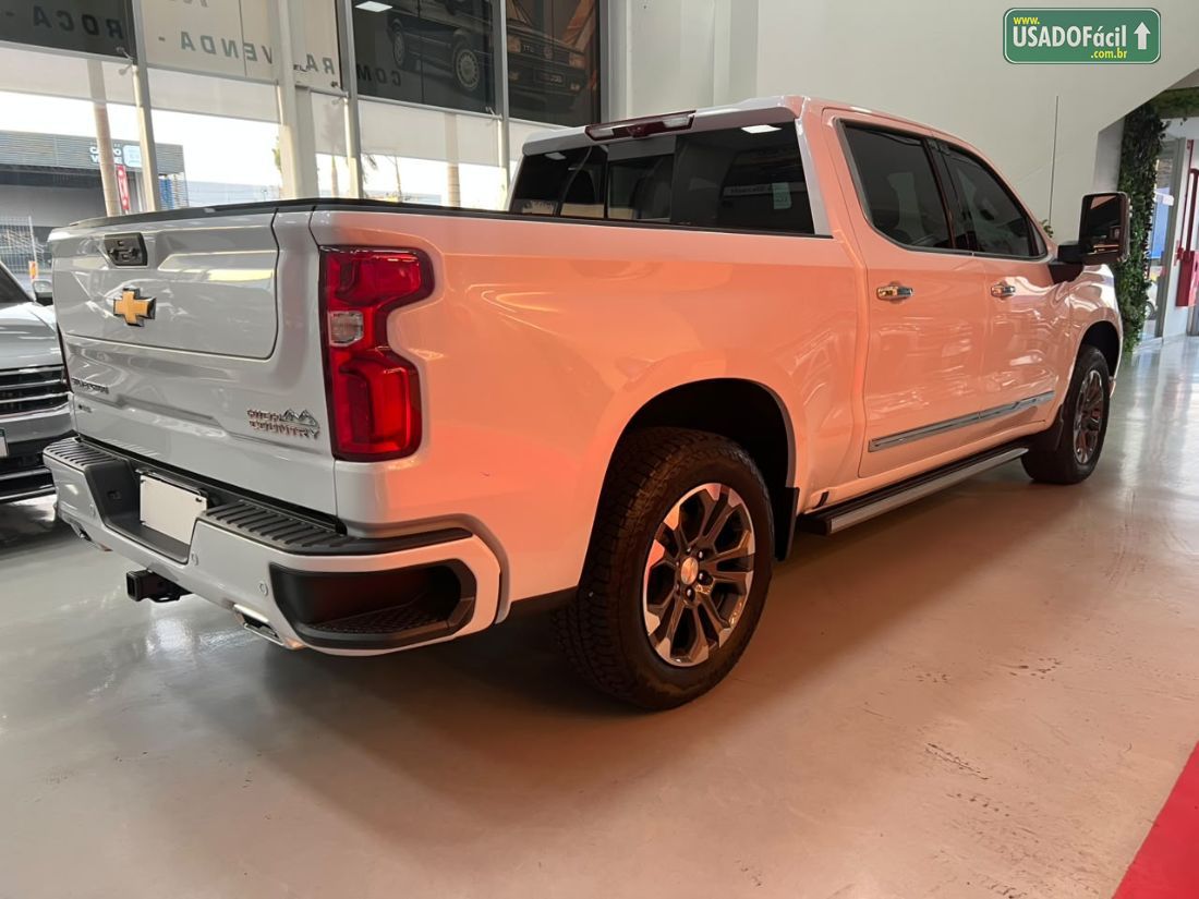 CHEVROLET/GM Silverado High Country 5.3 V8 AWD Automático 2025/2026 — foto 10 de 12