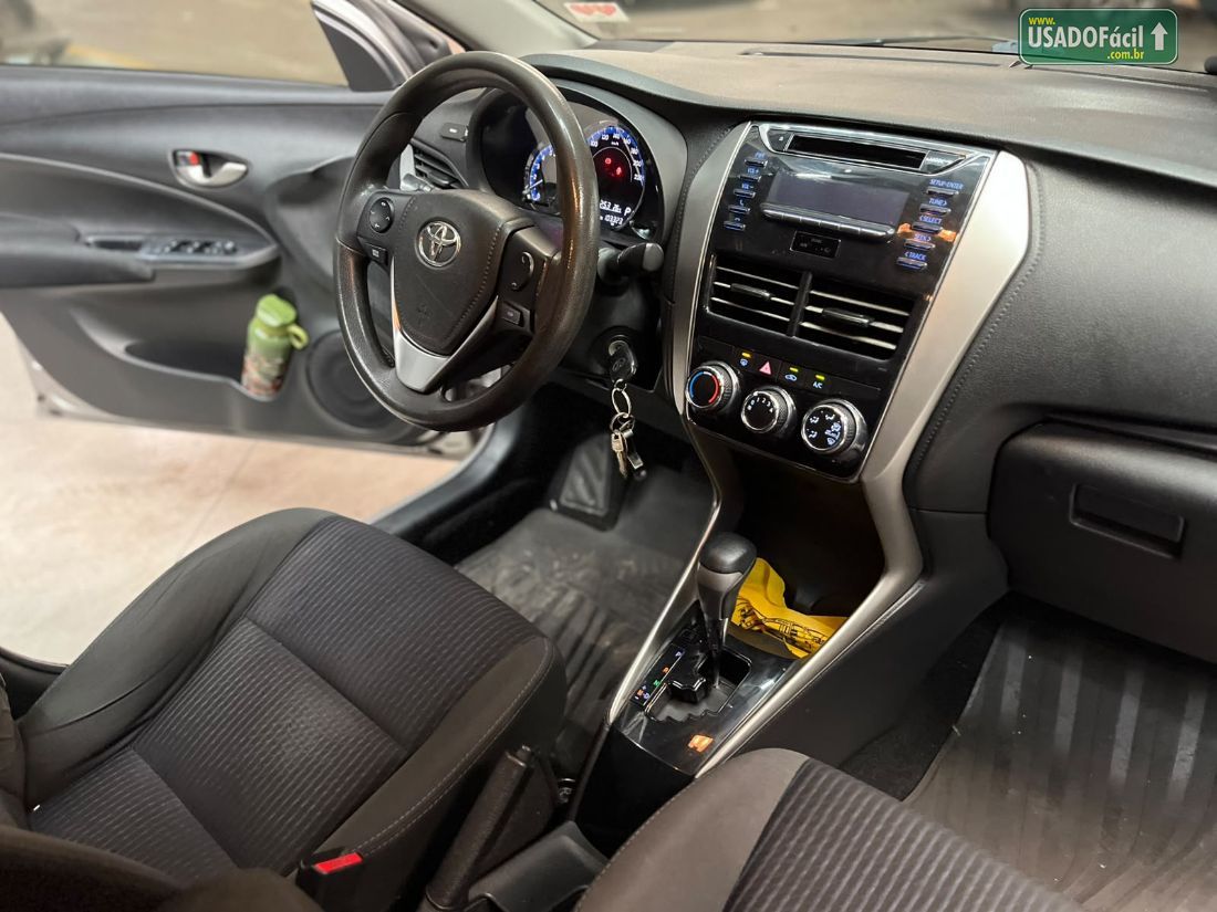 Toyota Yaris Sedan XL 1.5 Automático Flex 2019/2019 — foto 13 de 17