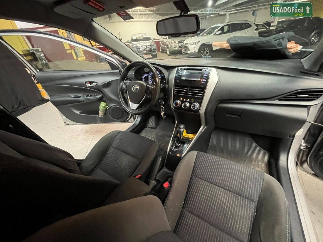 Toyota Yaris Sedan XL 1.5 Automático Flex 2019/2019 — foto 15 de 17