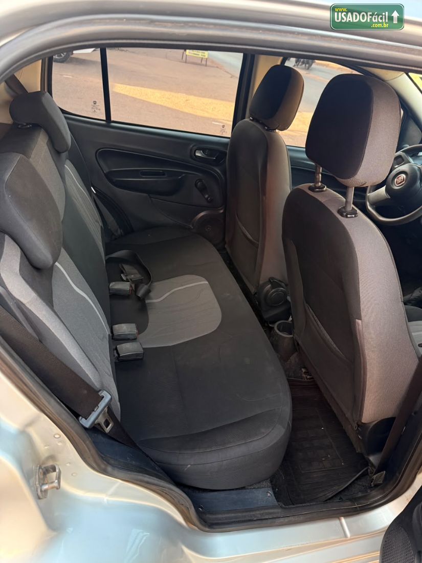 Fiat Uno Way 1.0 Flex 5P 2017/2018 — foto 8 de 8
