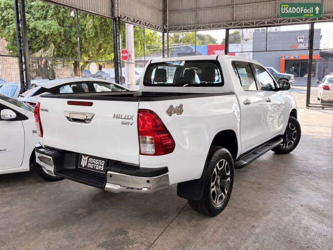 Toyota Hilux SRV CD 2.7 4x4 Automático Flex 2021/2021 — foto 4 de 14