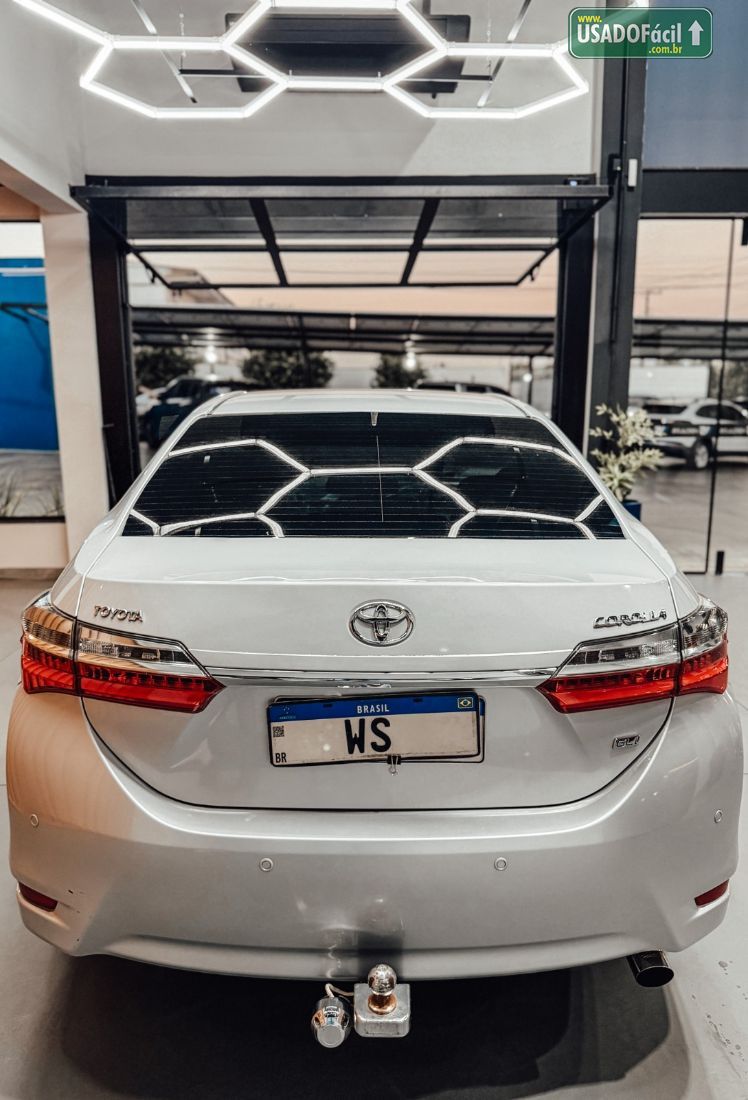 Toyota Corolla GLi Upper 1.8 Automático Flex 2017/2018 — foto 10 de 11
