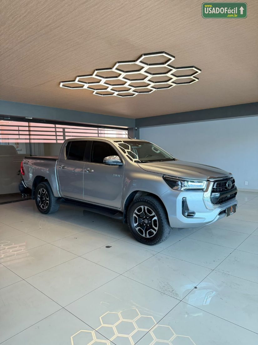 Toyota Hilux SRX CD 2.8 4x4 TDI Automático Diesel 2022/2022 — foto 3 de 14