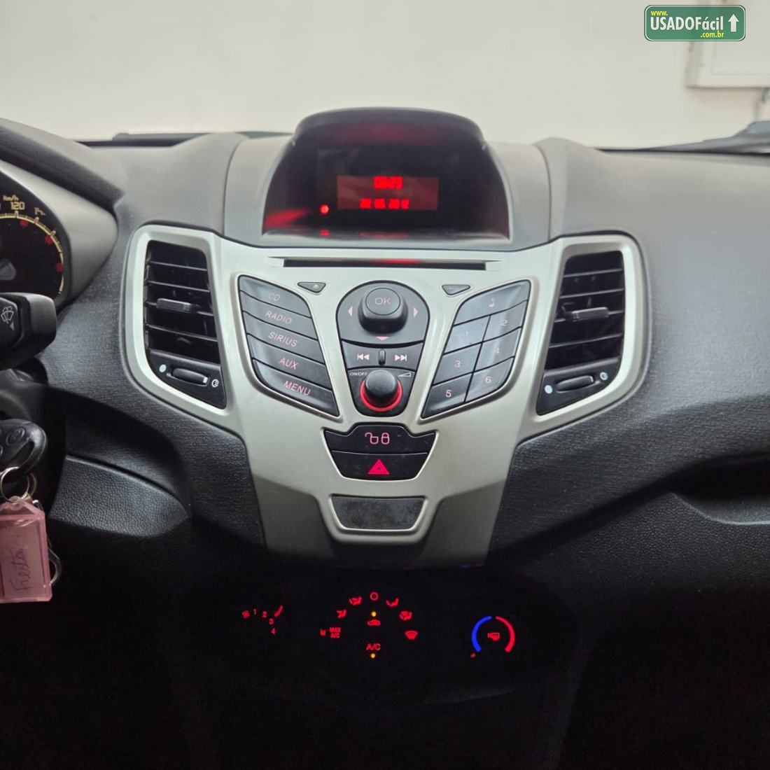 Ford Fiesta Sedan SE 1.6 16V Flex 4P 2012/2012 — foto 13 de 17