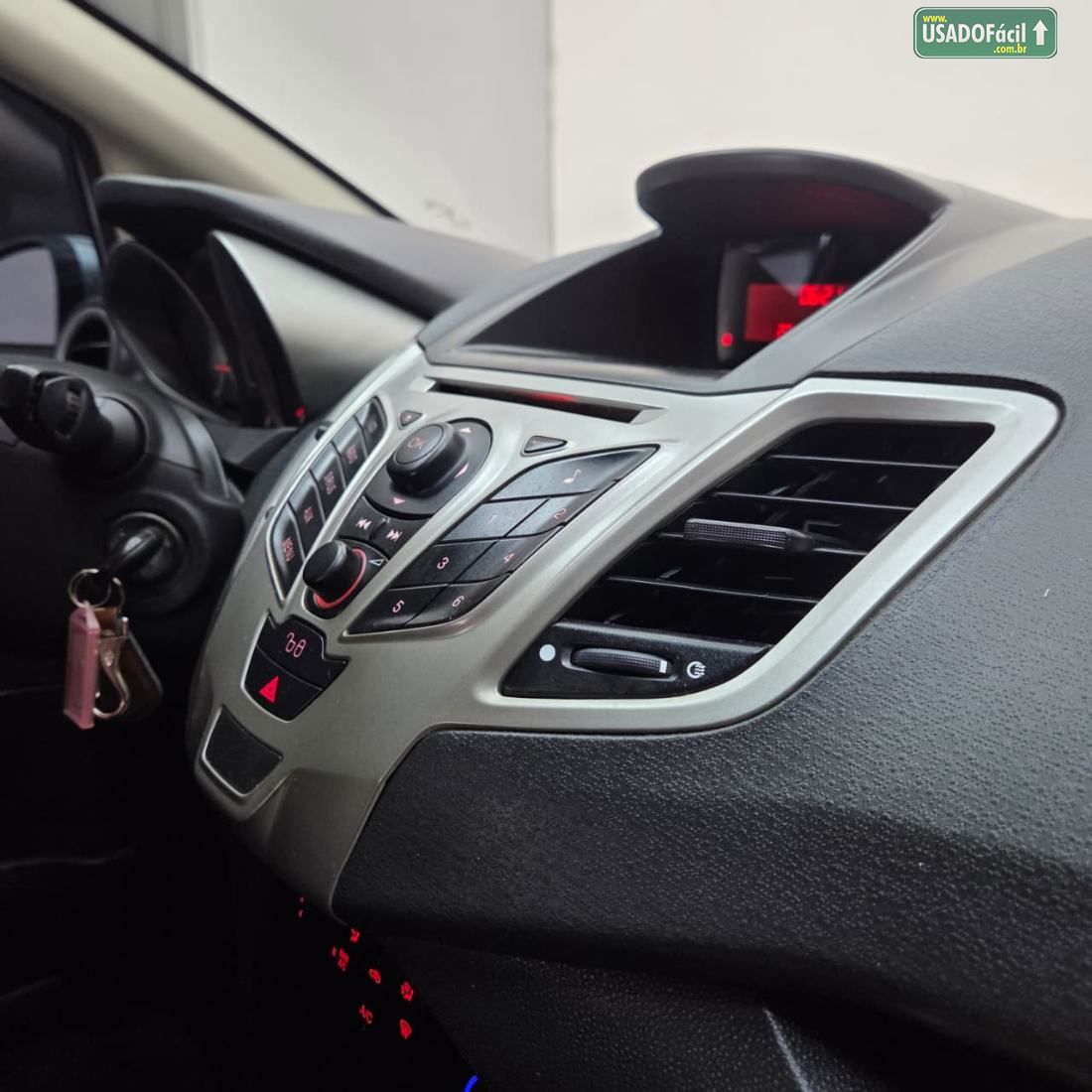 Ford Fiesta Sedan SE 1.6 16V Flex 4P 2012/2012 — foto 14 de 17