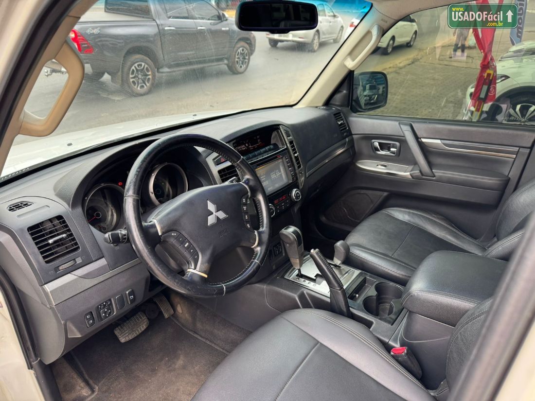 Mitsubishi Pajero HPE Full 3.2 4x4 Turbo Intercooler Automático Diesel 2015/2016 — foto 14 de 18