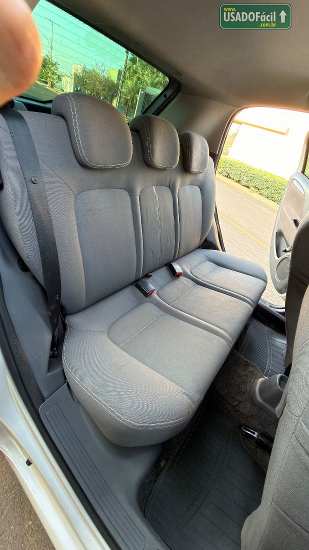 Fiat Punto Attractive 1.4 Fire Flex 5P 2012/2013 — foto 13 de 17