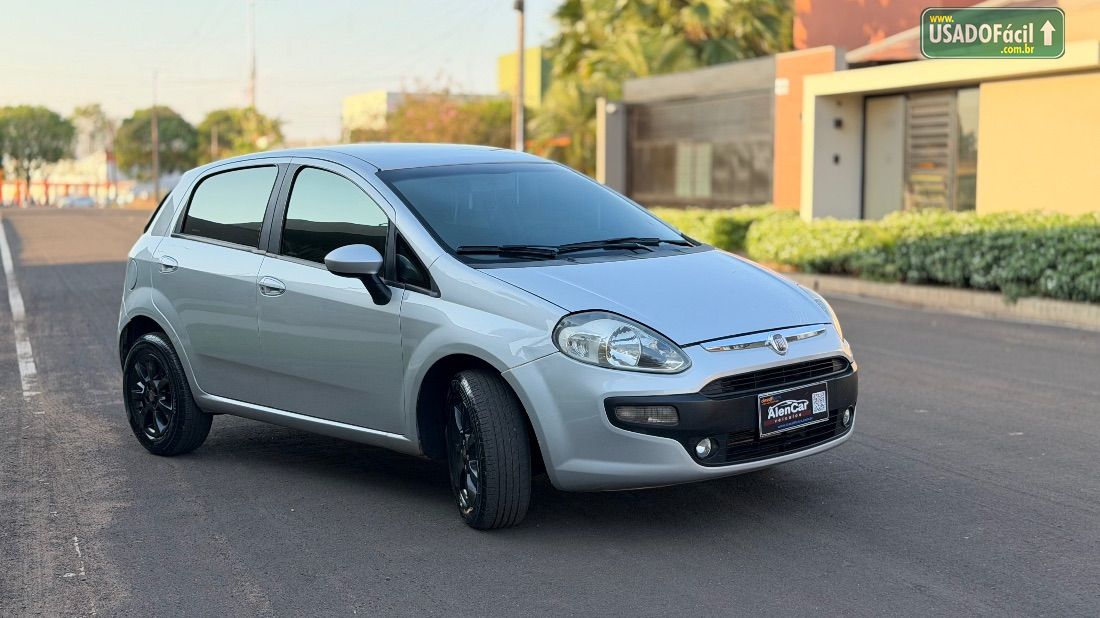 Fiat Punto Attractive 1.4 Fire Flex 5P 2012/2013 — foto 3 de 17