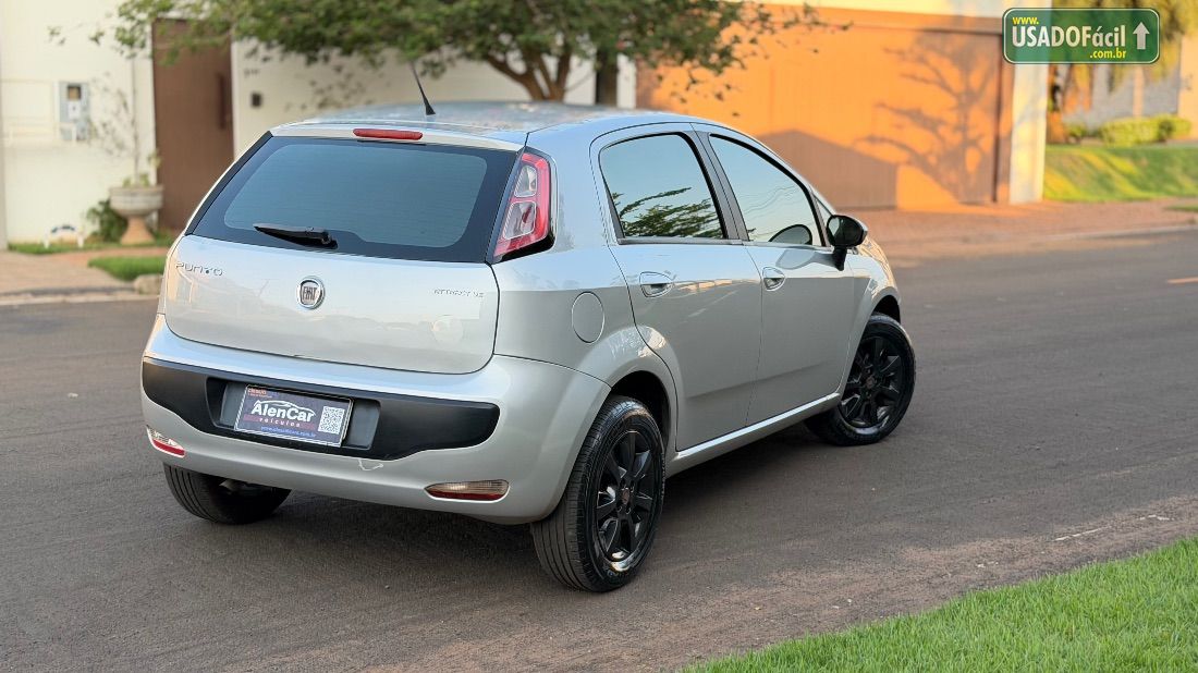 Fiat Punto Attractive 1.4 Fire Flex 5P 2012/2013 — foto 4 de 17