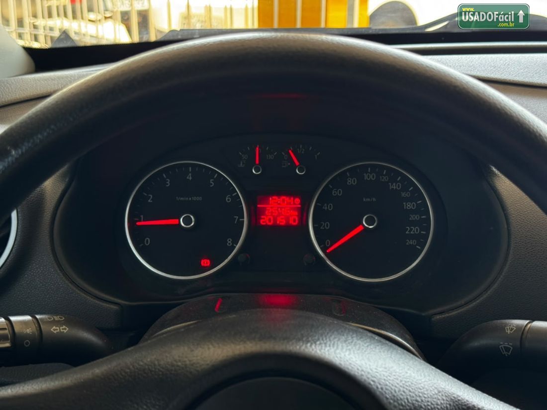 Volkswagen Saveiro CE 1.6 Mi Total Flex 2011/2012 — foto 18 de 18