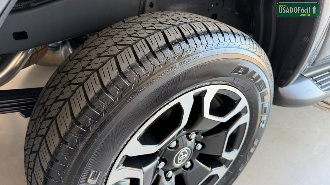 Toyota Hilux SRX CD 2.8 4x4 TDI Automático Diesel 2025/2025 — foto 13 de 13