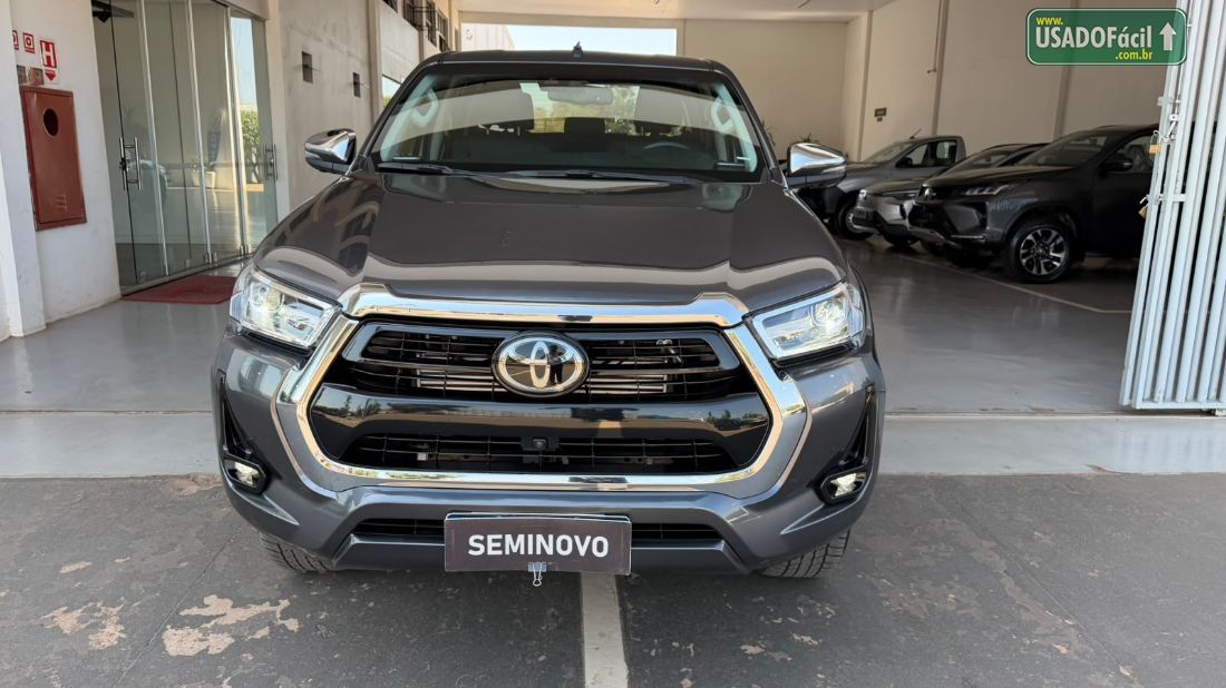 Toyota Hilux SRX CD 2.8 4x4 TDI Automático Diesel 2025/2025 — foto 3 de 13