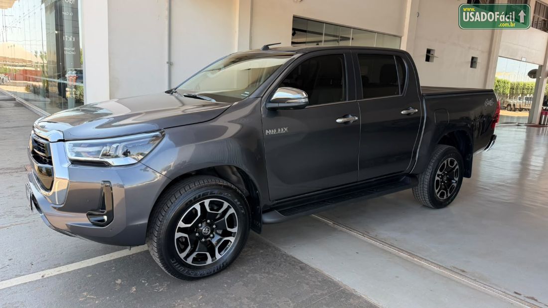 Toyota Hilux SRX CD 2.8 4x4 TDI Automático Diesel 2025/2025 — foto 5 de 13