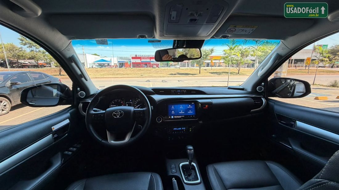 Toyota Hilux SRX CD 2.8 4x4 TDI Automático Diesel 2025/2025 — foto 6 de 13