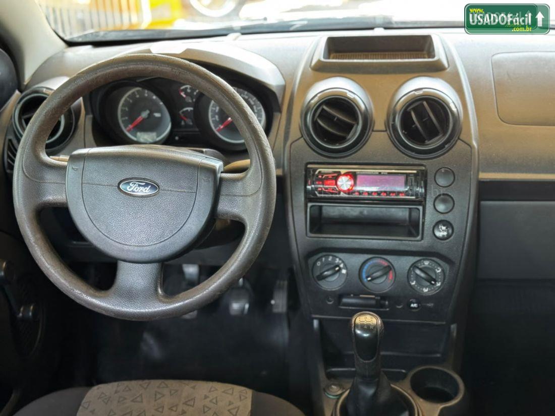 FORD Fiesta Sedan 1.0 8V Flex 4P 2011/2012 — foto 8 de 16