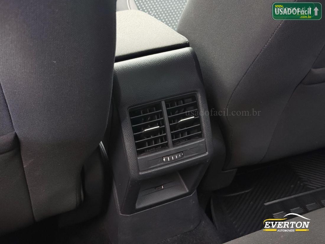 VOLKSWAGEN Polo Comfortline 1.0 200 TSI Automático Flex 2018/2019 — foto 19 de 21