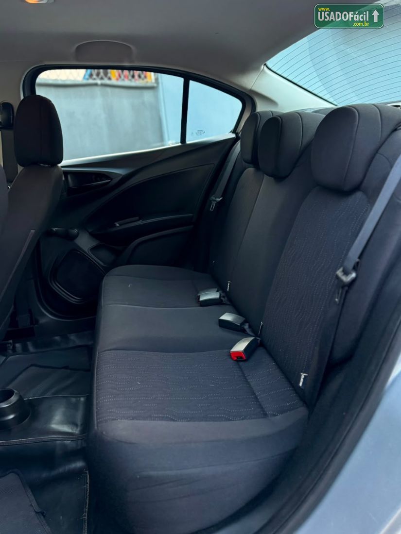 Fiat Cronos 1.3 Mecânico Flex 2021/2022 — foto 18 de 19