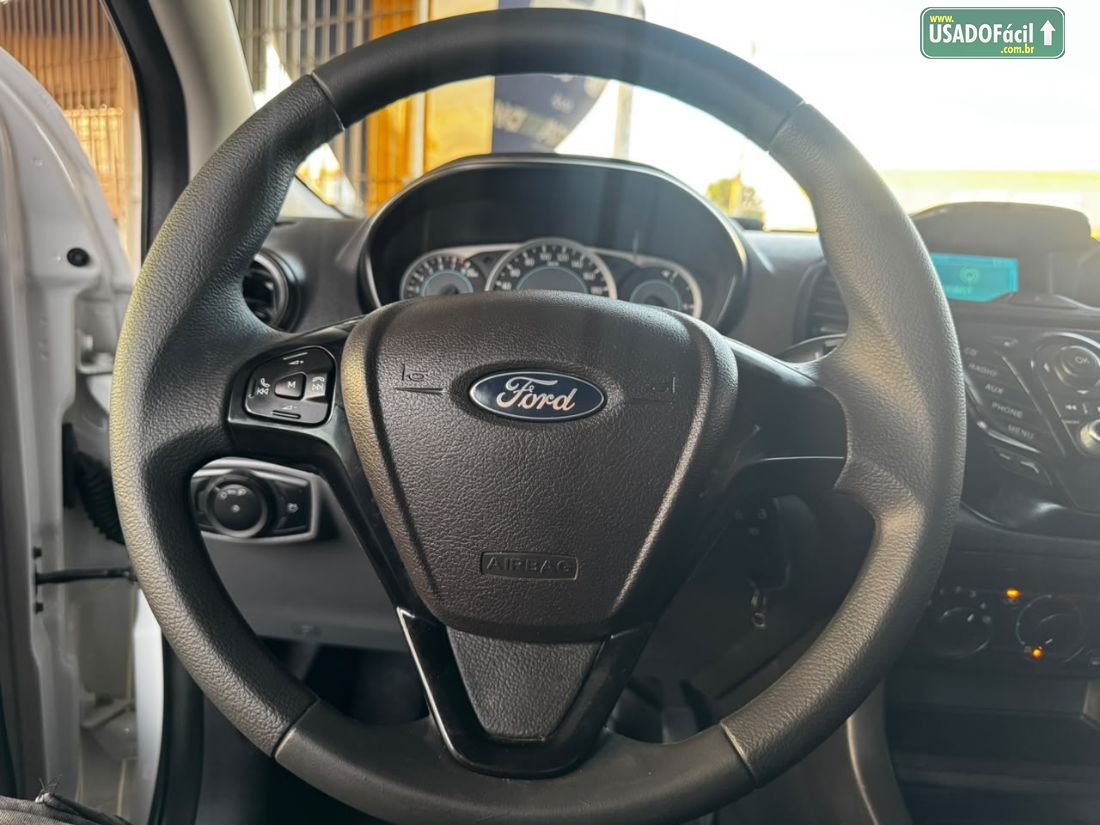 Ford Ka+ Sedan SE Plus 1.5 Flex 2015/2015 — foto 10 de 17