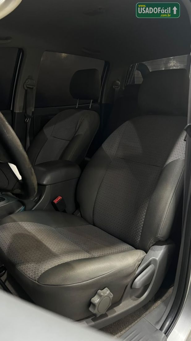 Toyota Hilux SR CD 2.7 4x2 Automático Flex 2015/2015 — foto 11 de 13