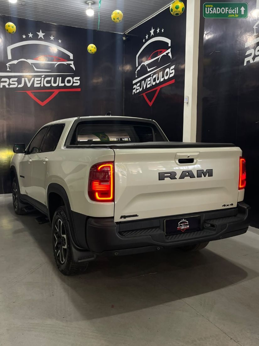 RAM Rampage Rebel CD 2.0 Turbo 4X4 Automático Diesel 2023/2024 — foto 7 de 20