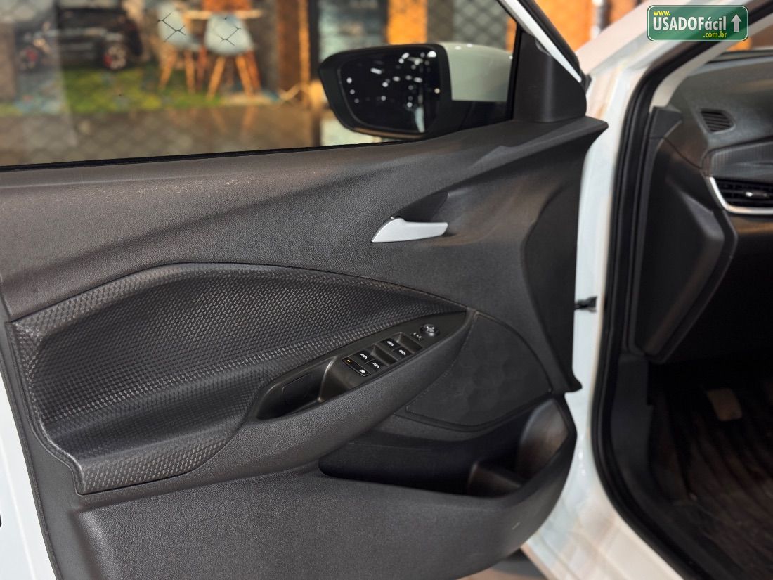 CHEVROLET/GM Onix Hatch LTZ 1.0 Turbo Mecânico Flex 2020/2021 — foto 4 de 15
