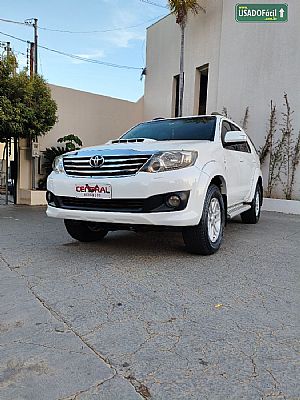Hilux SW4 SRV D4-D 3.0 4x4 TDI Automático Diesel