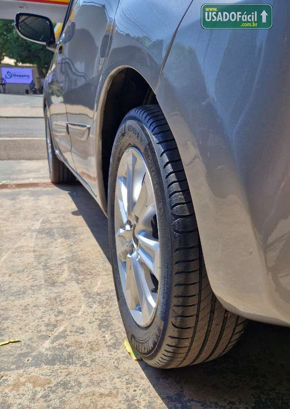 Honda Fit LX 1.4 2012/2013 — foto 8 de 12