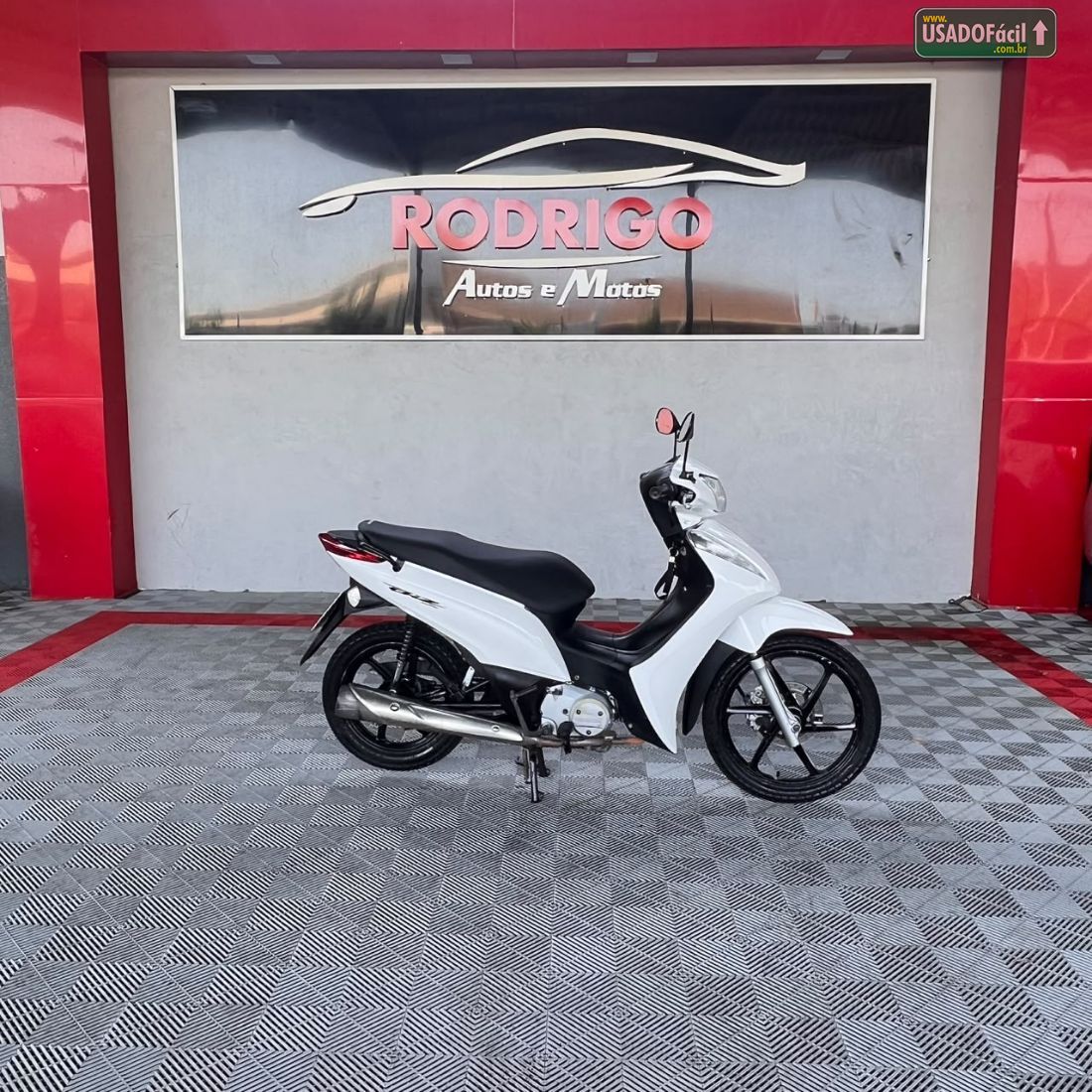 Honda Biz 125 EX 2014/2014 — foto 2 de 5